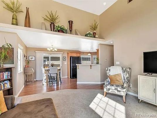 Chandelier, Dining room, Interior, Kitchen, Wood Texture Flooring