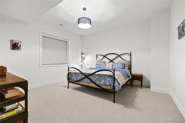 Bedroom, Interior, Pendant Lights