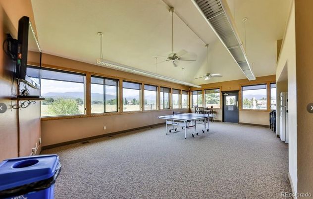 Dining room, Interior