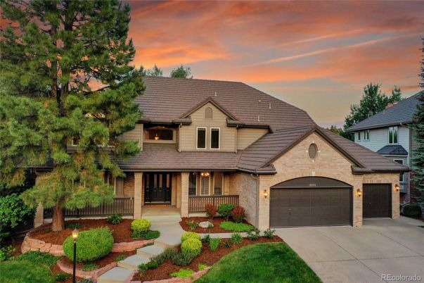 Attached, Exterior, Facade, Brick Traditional