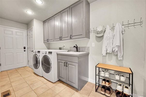 Interior, Recessed Lighting, Washer