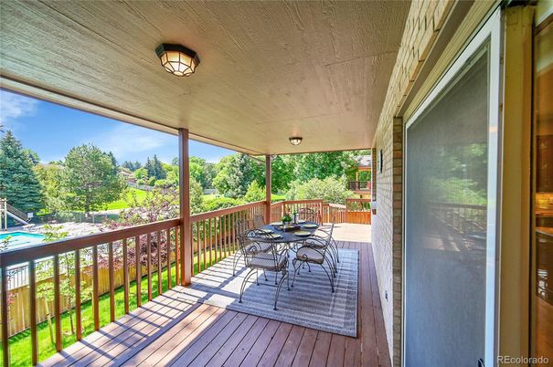 Exterior, Wood Texture Flooring