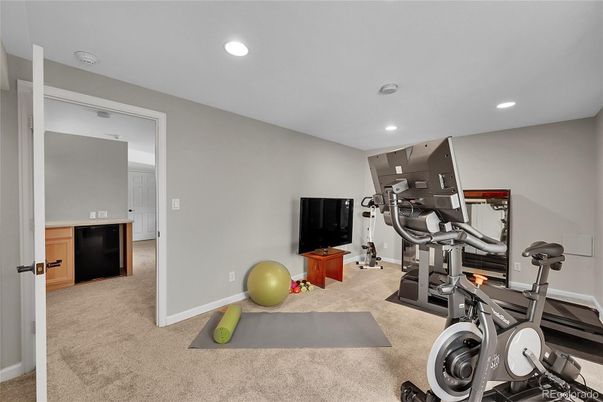 Fitness Equipment, Interior, Recessed Lighting