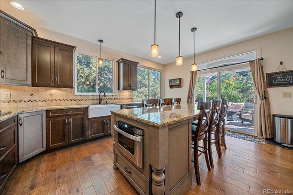 Interior, Kitchen, Pendant Lights, Recessed Lighting, Wood Texture Flooring