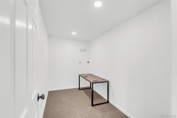 Game Room, Interior, Recessed Lighting