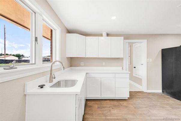 Interior, Kitchen, Recessed Lighting, Wood Texture Flooring
