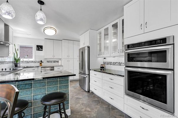 Interior, Kitchen, Pendant Lights, Stainless Steel Appliances