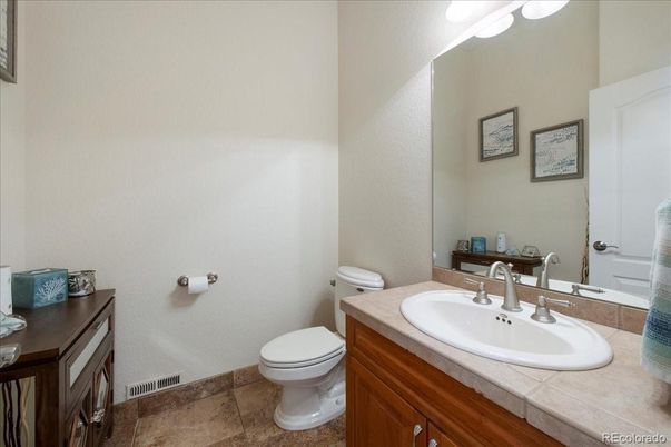 Bathroom, Interior, Tile Countertops