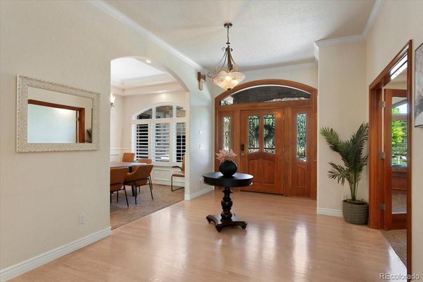 Dining room, Interior, Pendant Lights, Recessed Lighting, Wood Texture Flooring