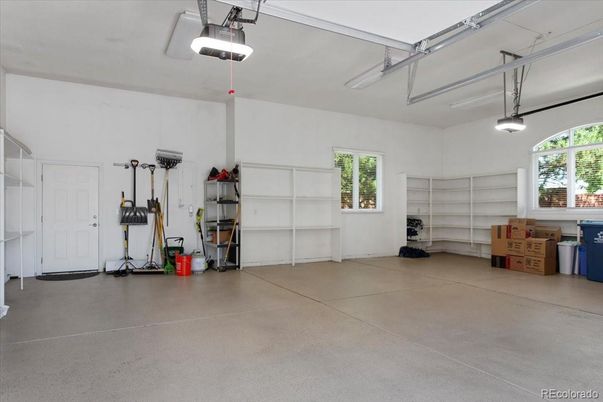 Garage, Interior