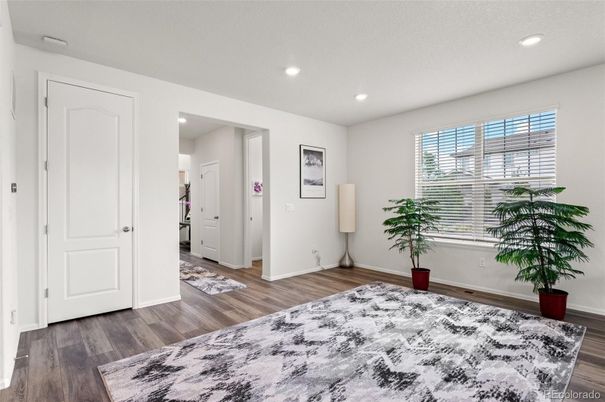 Interior, Recessed Lighting, Wood Texture Flooring