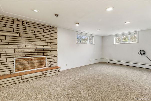 Empty room, Interior, Recessed Lighting, Stone Walls