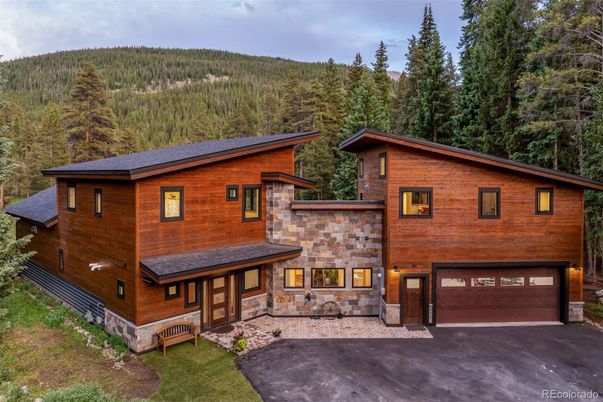 Attached, Exterior, Facade, Log Home