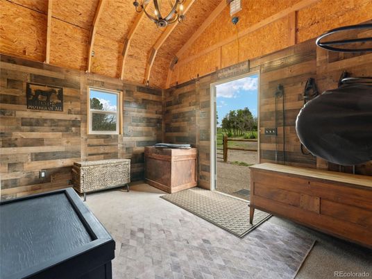 Hot Tub, Interior, Wooden Beams, Wooden Ceilings, Wooden Walls