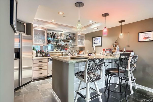 Interior, Pendant Lights, Recessed Lighting, Stainless Steel Appliances
