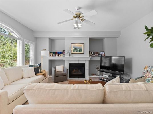 Fireplace, Interior, Living room