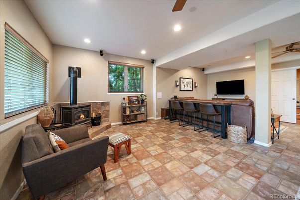 Fireplace, Interior, Living room, Recessed Lighting