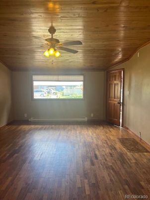 Empty room, Interior, Wooden Ceilings, Wood Texture Flooring, Wooden Walls