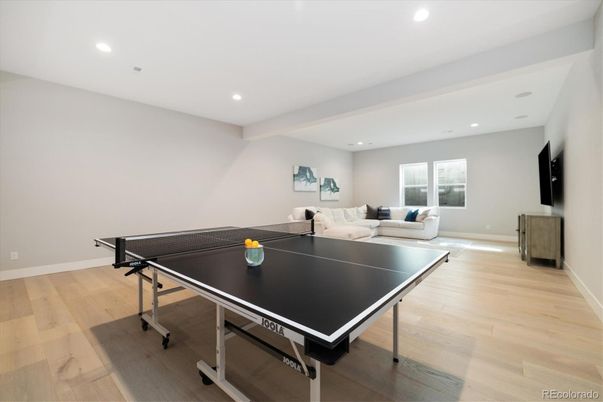 Game Room, Interior, Living room, Recessed Lighting, Wood Texture Flooring