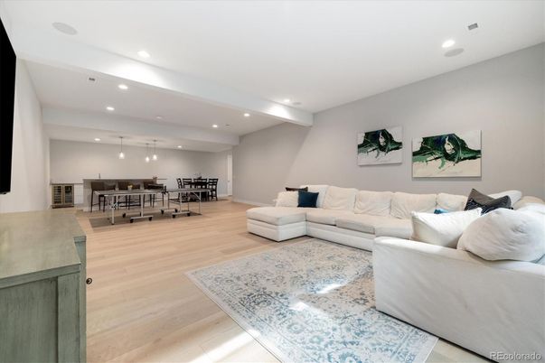 Interior, Living room, Pendant Lights, Recessed Lighting, Wood Texture Flooring