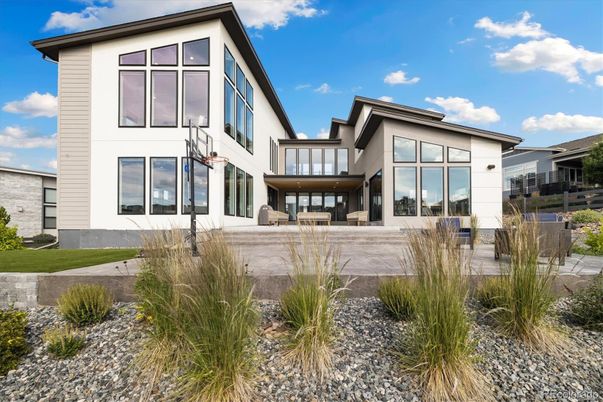 Backyard, Exterior, Facade, Modern