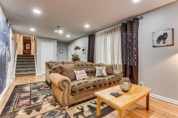 Interior, Living room, Recessed Lighting, Wood Texture Flooring