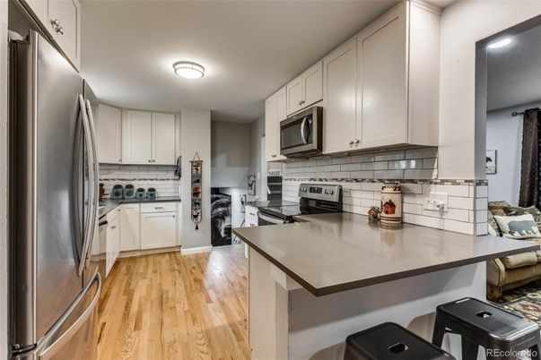 Interior, Kitchen, Stainless Steel Appliances, Wood Texture Flooring
