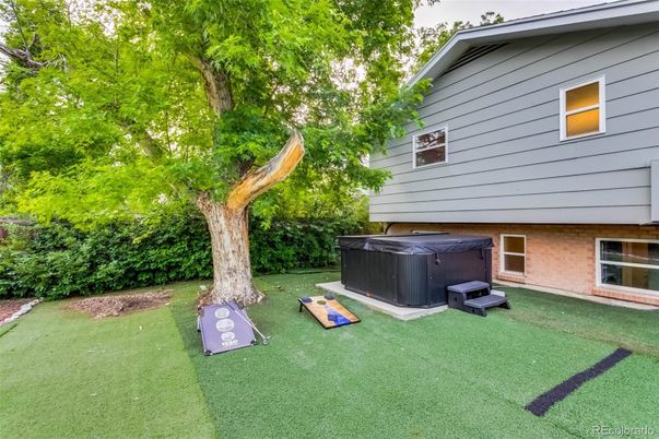 Exterior, Hot Tub