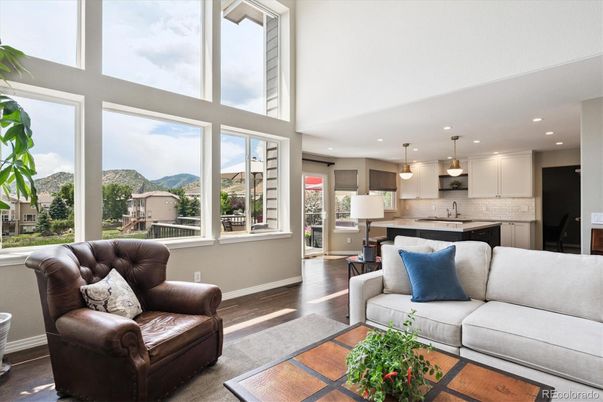 Interior, Kitchen, Living room, Pendant Lights, Recessed Lighting, Wood Texture Flooring