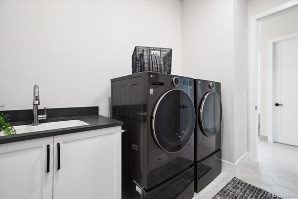 Interior, Washer