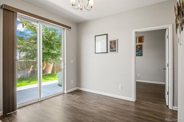 Chandelier, Empty room, Interior, Wood Texture Flooring