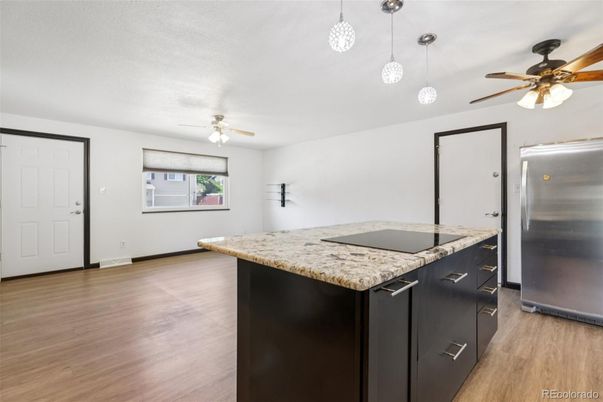 Interior, Kitchen, Pendant Lights, Wood Texture Flooring