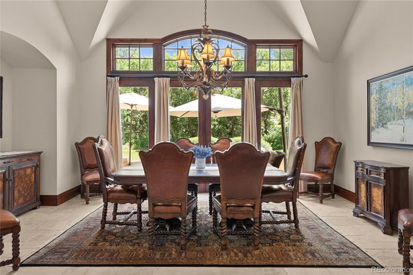 Chandelier, Dining room, Interior