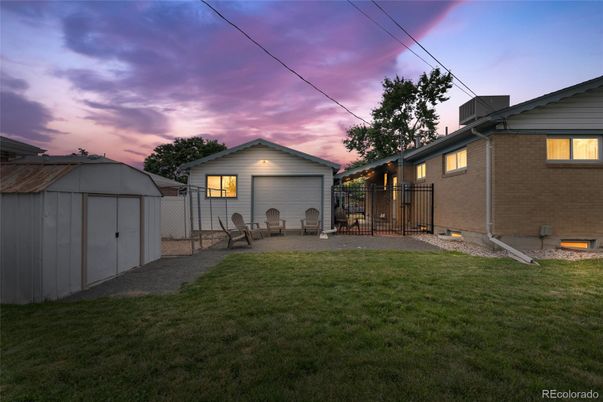 Backyard, Exterior