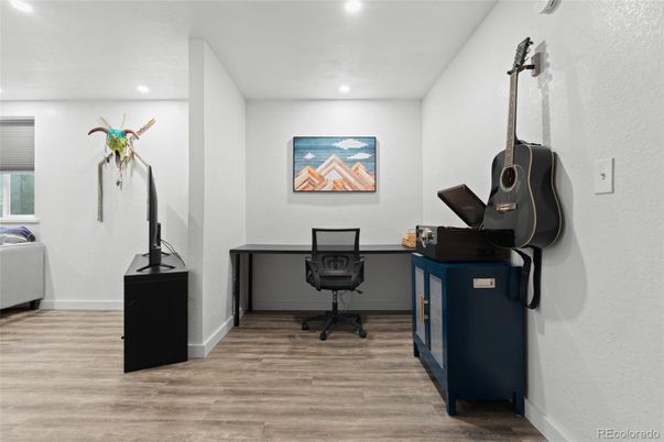 Home Office, Interior, Recessed Lighting, Wood Texture Flooring