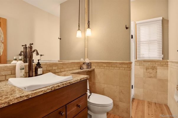 Bathroom, Interior, Pendant Lights, Wood Texture Flooring