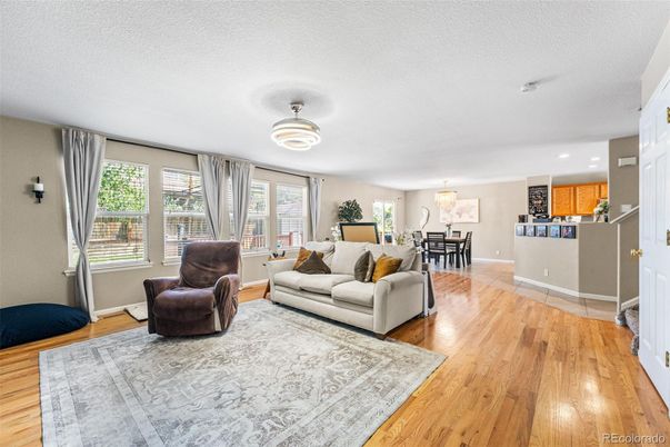 Dining room, Interior, Living room, Pendant Lights, Recessed Lighting, Wood Texture Flooring