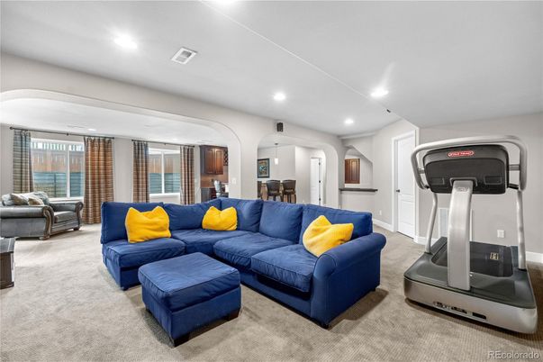 Fitness Equipment, Interior, Living room, Recessed Lighting