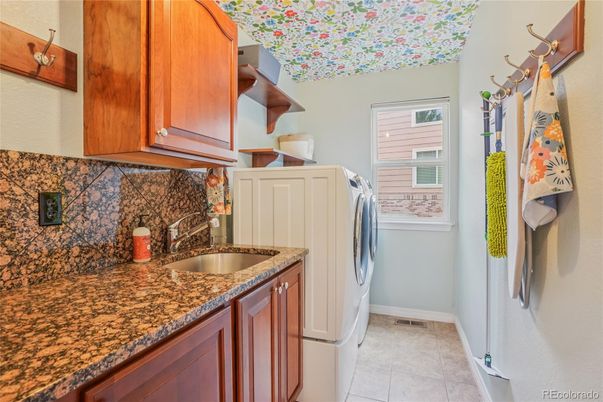 Interior, Washer