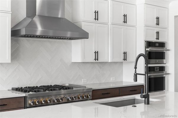 Interior, Kitchen, Stainless Steel Appliances