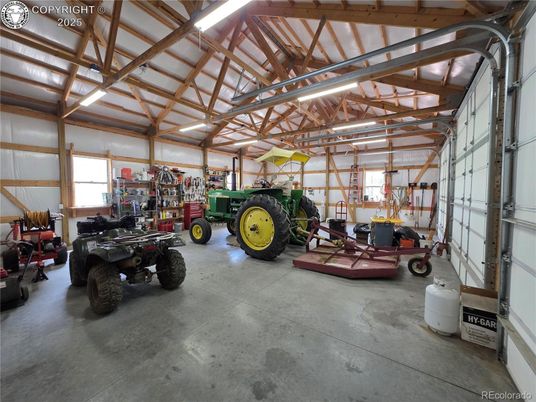 Fitness Equipment, Garage, Interior, Wooden Beams
