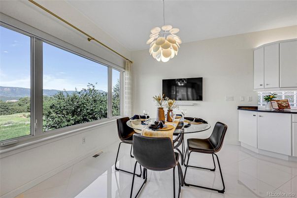 Dining room, Interior, Pendant Lights
