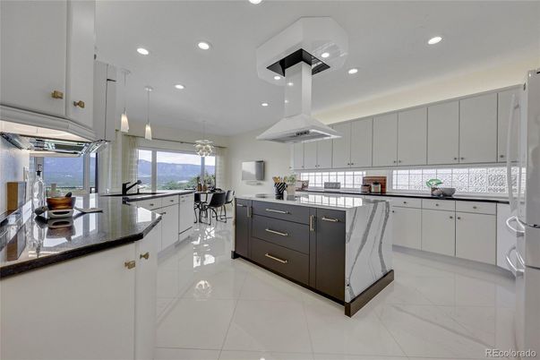 Interior, Kitchen, Pendant Lights, Recessed Lighting, Water
