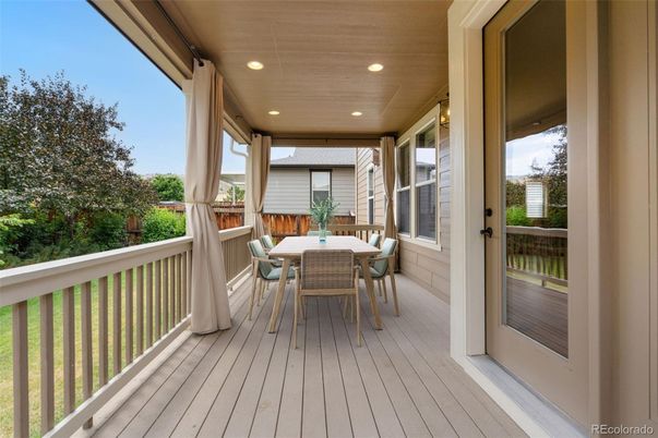 Exterior, Recessed Lighting