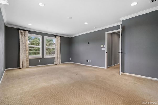 Empty room, Interior, Recessed Lighting
