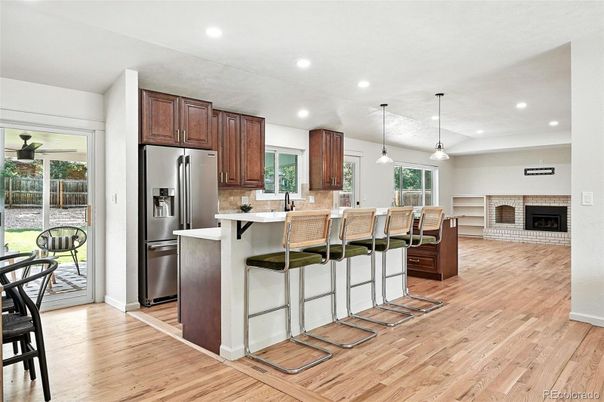 Fireplace, Interior, Kitchen, Pendant Lights, Recessed Lighting, Wood Texture Flooring