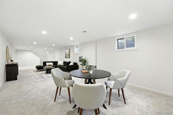 Dining room, Interior, Living room, Recessed Lighting