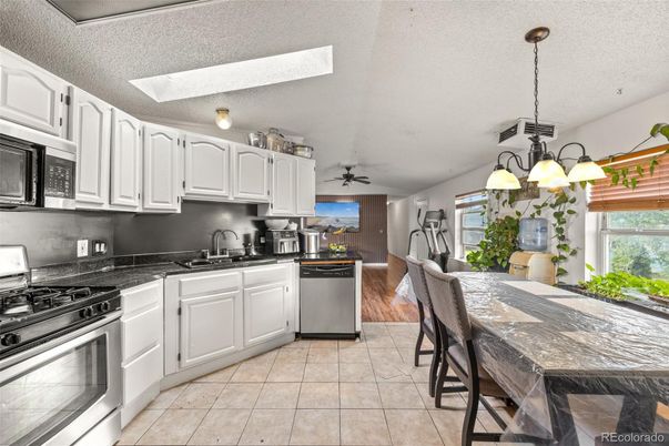 Dining room, Interior, Kitchen, Pendant Lights