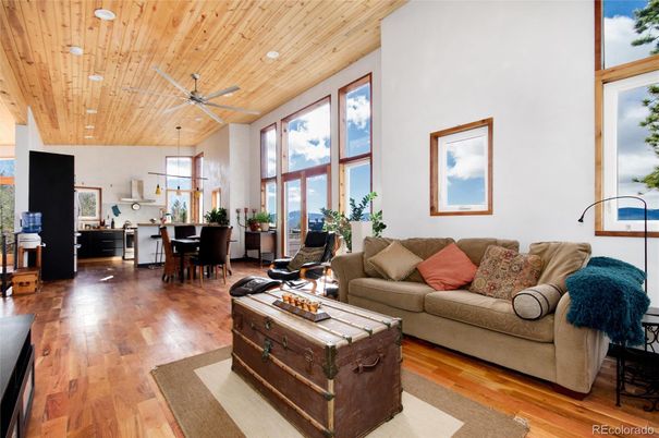 Dining room, Interior, Living room, Pendant Lights, Recessed Lighting, Wooden Ceilings, Wood Texture Flooring