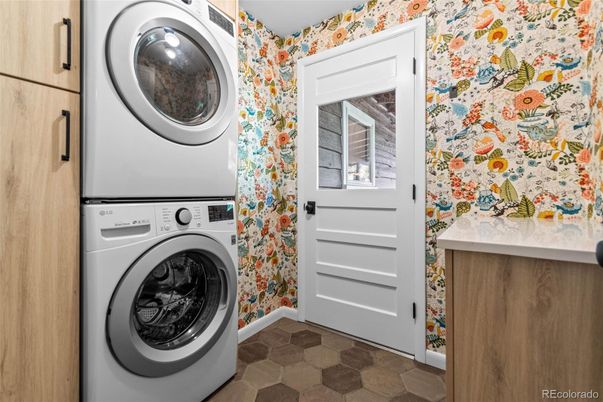 Interior, Utility Closets, Washer